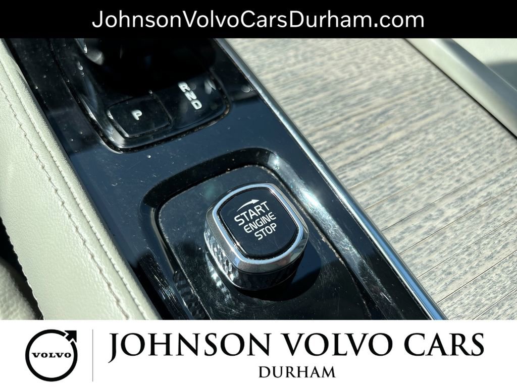 Used 2023 Volvo XC90 B6 Plus AWD/4WD image 21