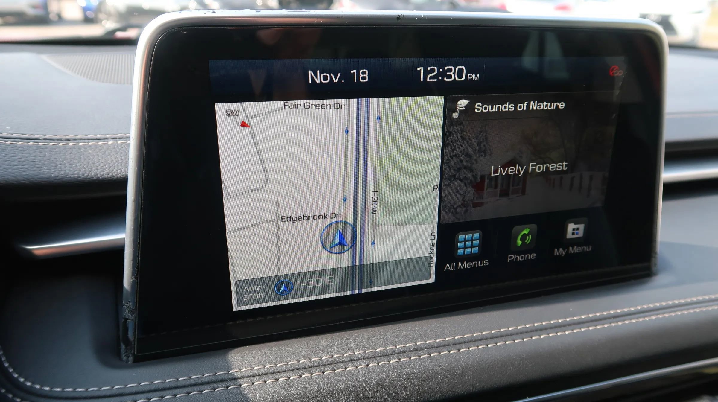 Used 2021 Genesis G70 3.3T image 34