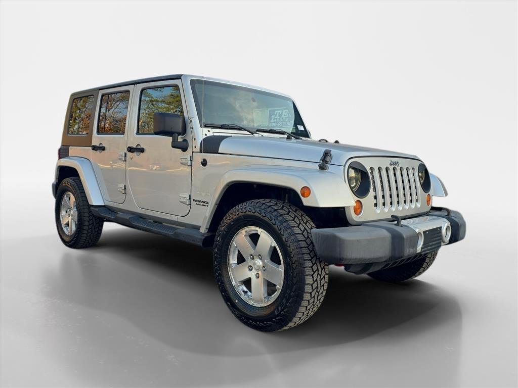 Used 2009 Jeep Wrangler Unlimited Sahara w/ Dual Top Group image 8