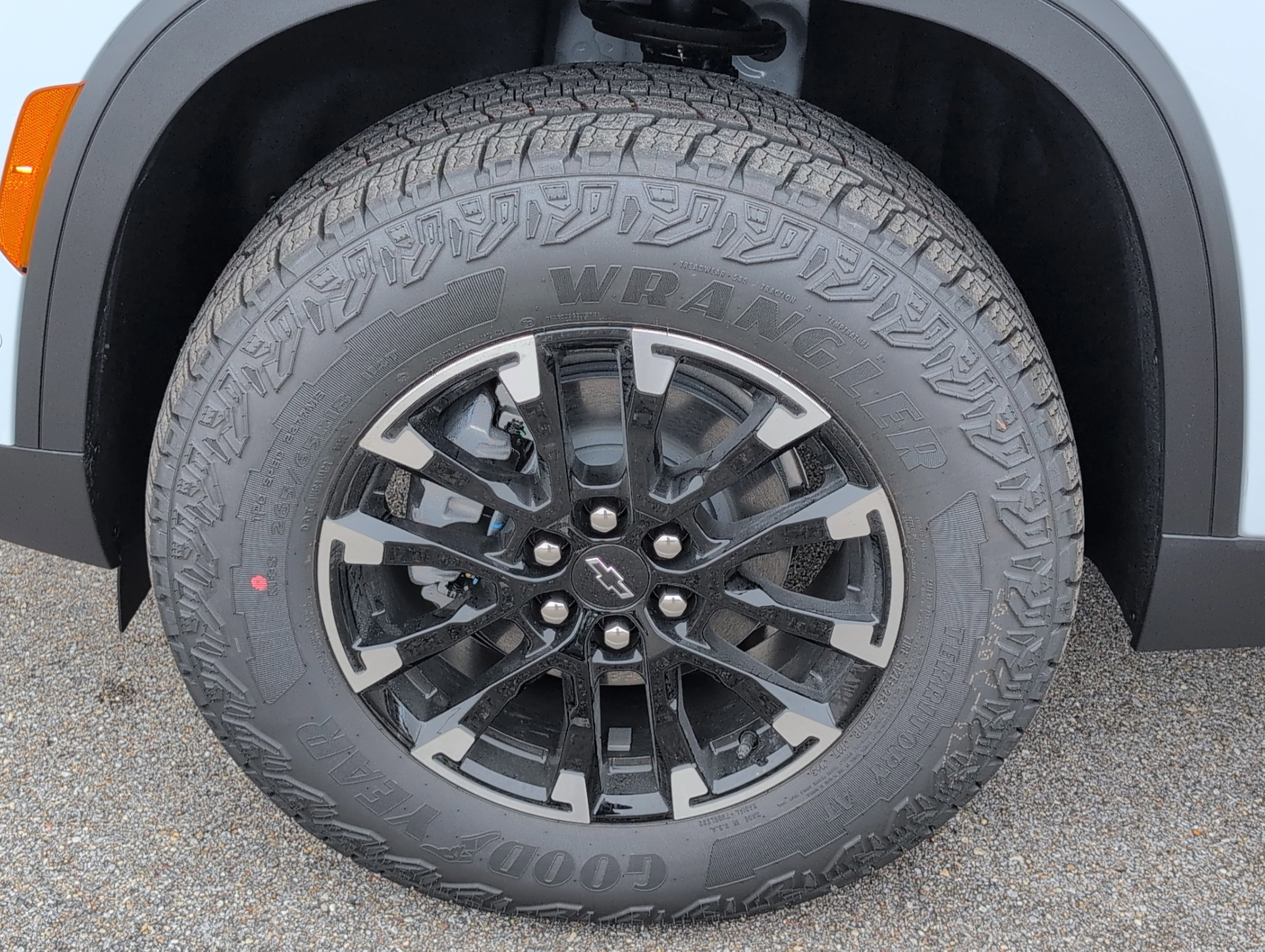 New 2026 Chevrolet Traverse Z71 w/ Enhanced Driving Package image 11