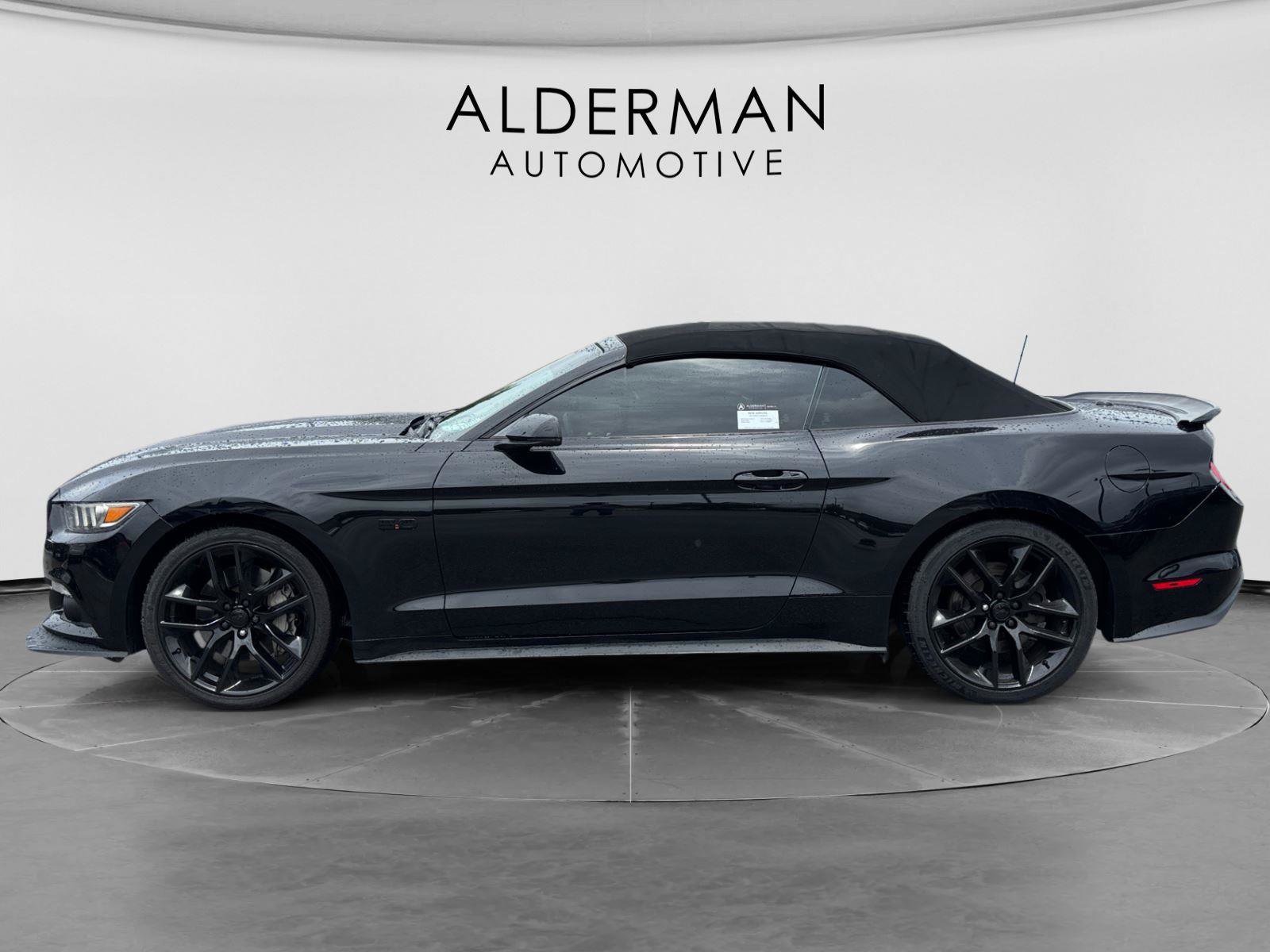 Used 2016 Ford Mustang GT Premium w/ Equipment Group 401A RWD image 2