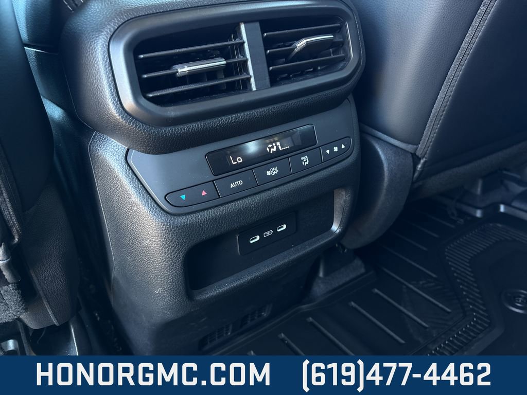 Used 2025 Honda Pilot EX-L image 18
