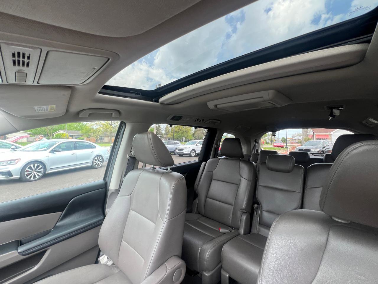 Used 2016 Honda Odyssey EX-L image 27