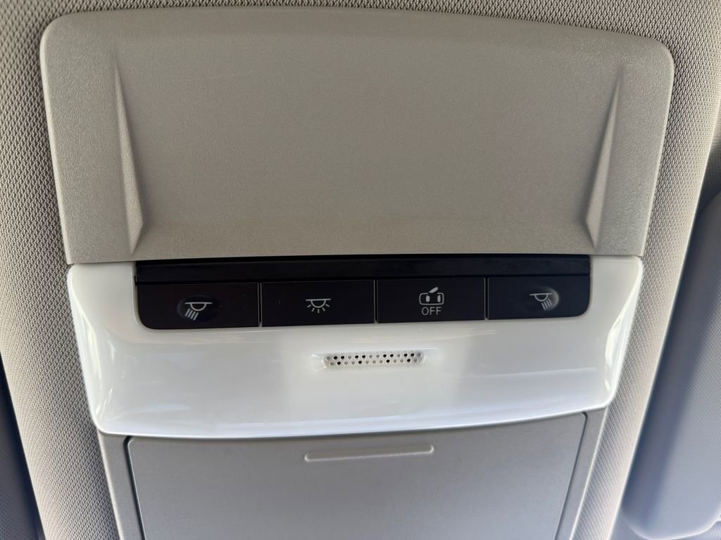 Used 2024 Nissan Rogue S image 19