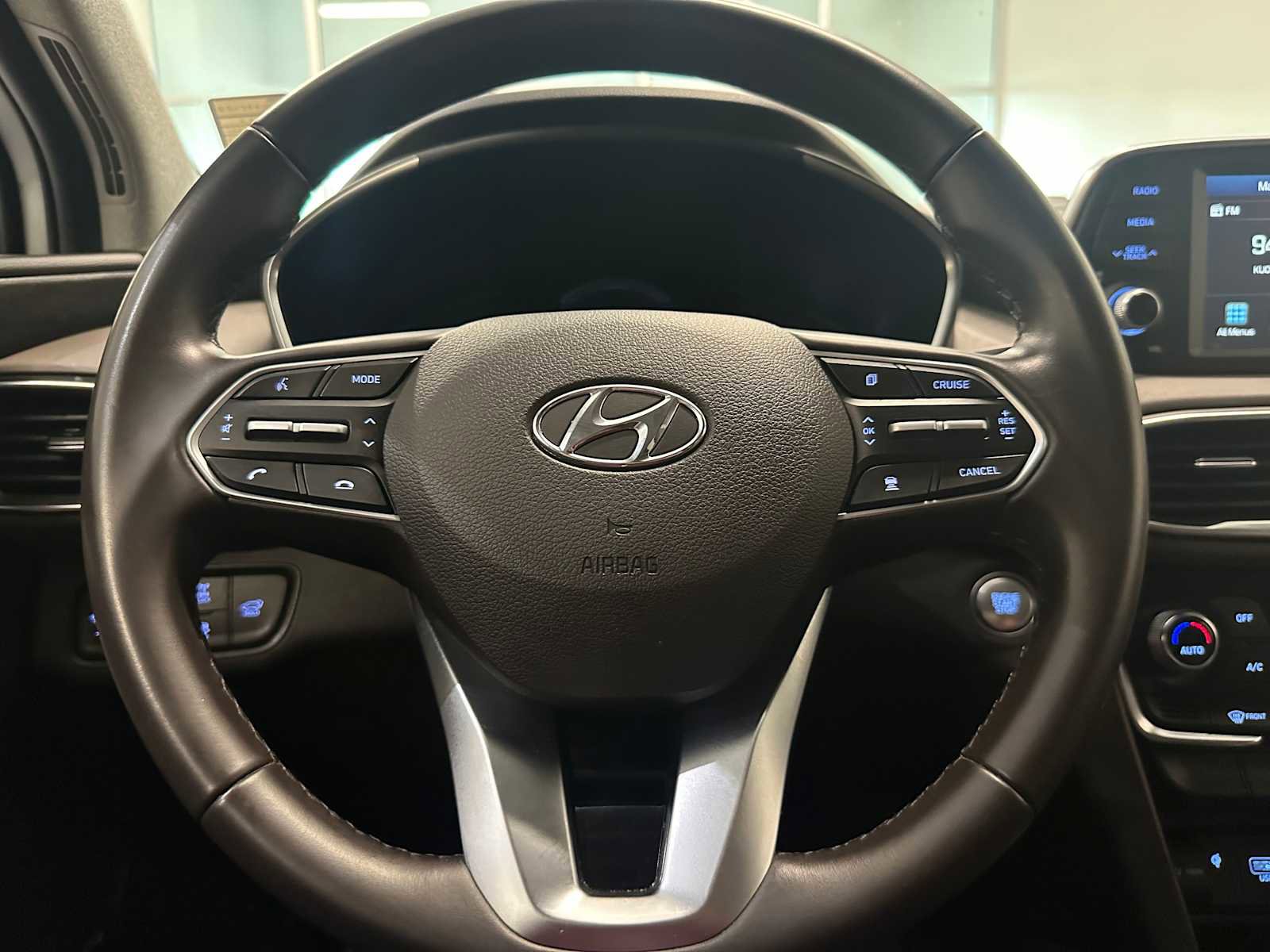 Used 2020 Hyundai Santa Fe SEL AWD/4WD image 11