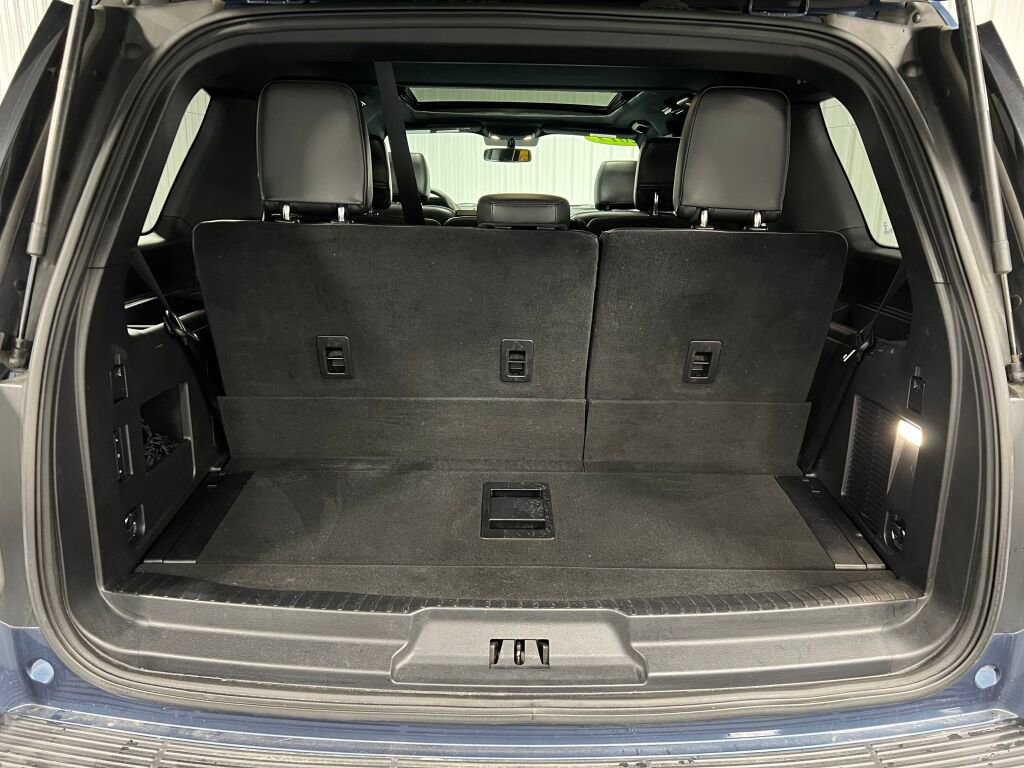 Used 2019 Ford Expedition XLT w/ Equipment Group 201A image 8