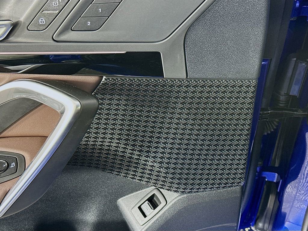 Used 2025 BMW X2 xDrive28i w/ M Sport Package image 23