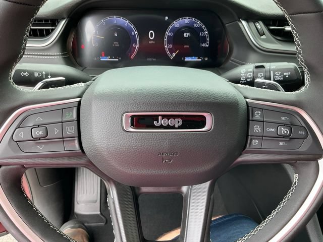 Used 2026 Jeep Grand Cherokee Laredo X AWD/4WD image 26