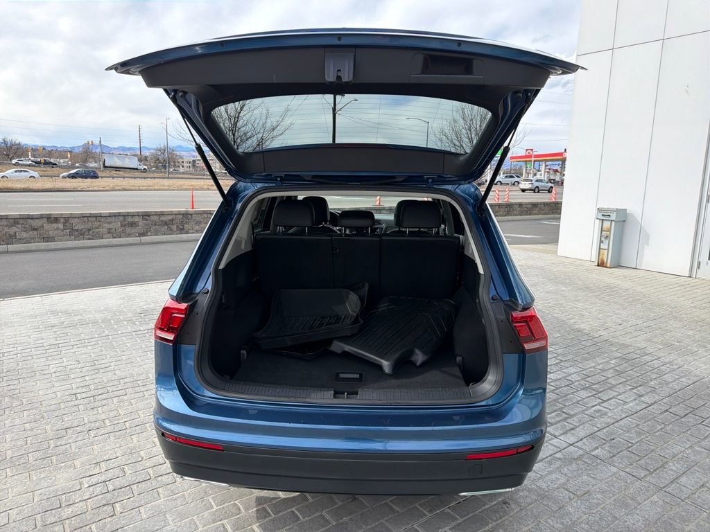 Used 2019 Volkswagen Tiguan SE w/ Panoramic Sunroof Package image 22