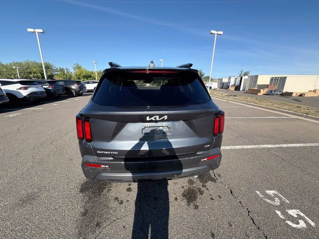 Certified 2023 Kia Sorento X-Line EX AWD/4WD image 16