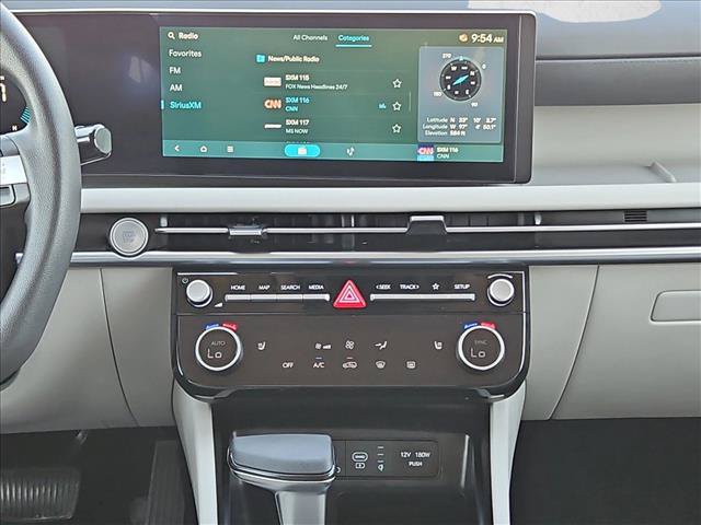 Used 2025 Hyundai Tucson SEL FWD image 14
