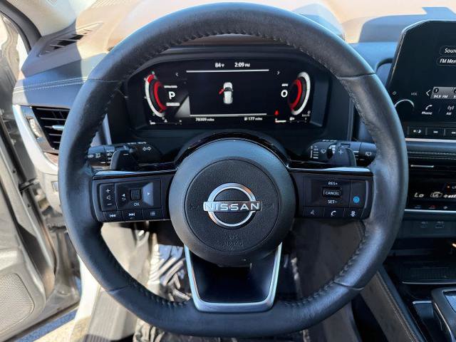 Used 2022 Nissan Rogue Platinum w/ Head-Up Display Package FWD image 14