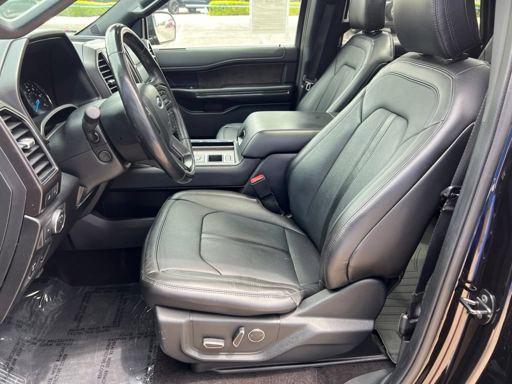 Used 2019 Ford Expedition Limited w/ Equipment Group 301A RWD image 10