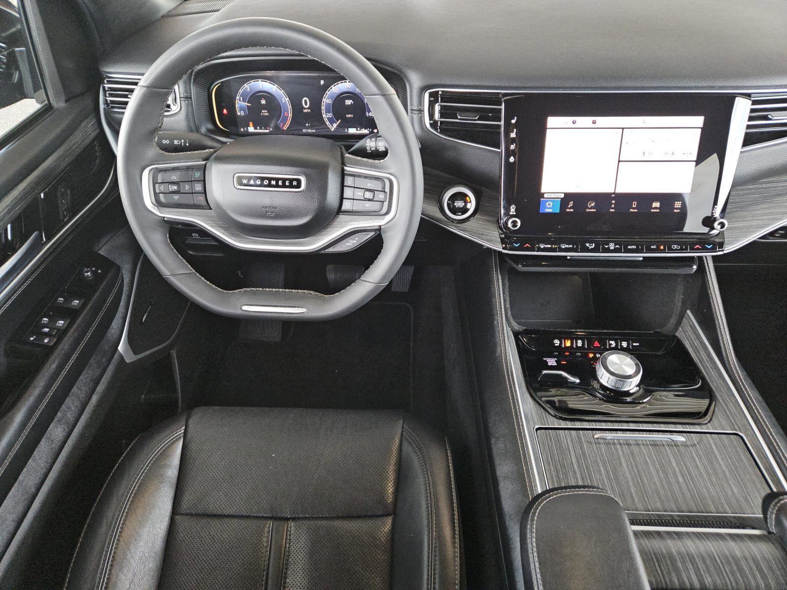 Used 2024 Jeep Wagoneer L Series II w/ Flexible Seating Group image 10