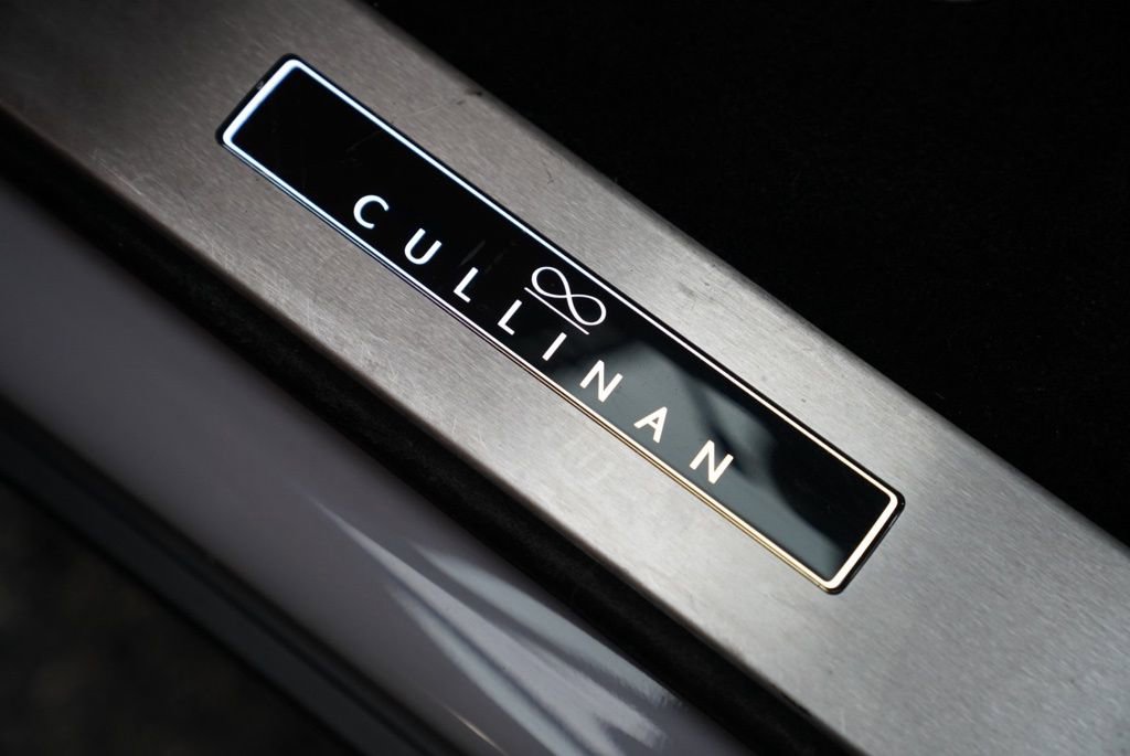 Certified 2024 Rolls-Royce Cullinan Black Badge w/ Driver's Package image 13