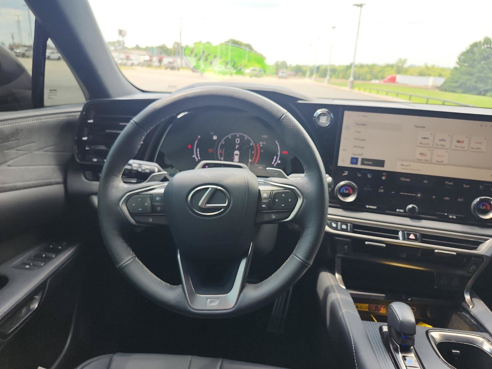 Used 2024 Lexus RX 350 F Sport w/ Convenience Package AWD/4WD image 15