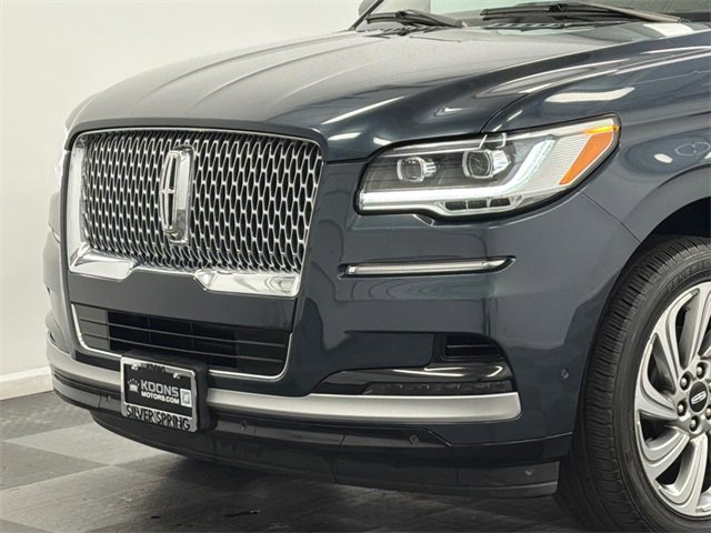 Used 2022 Lincoln Navigator L Reserve image 2