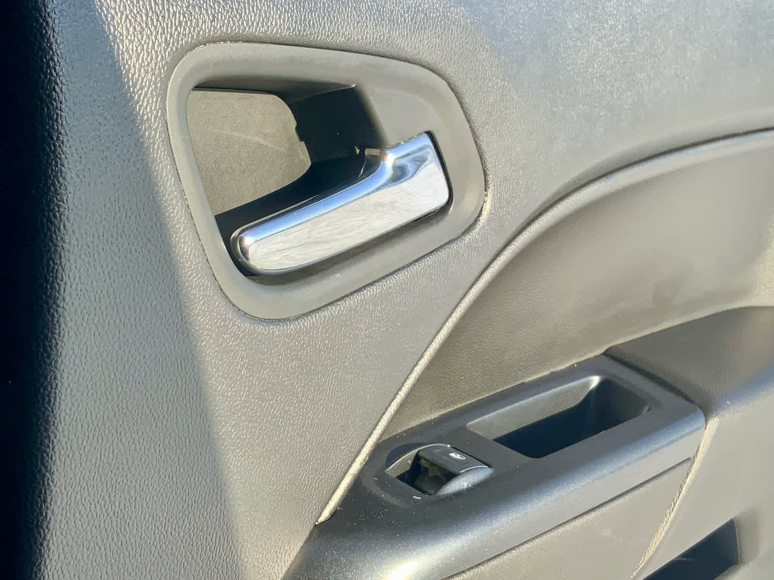 Used 2020 Chevrolet Colorado ZR2 image 50