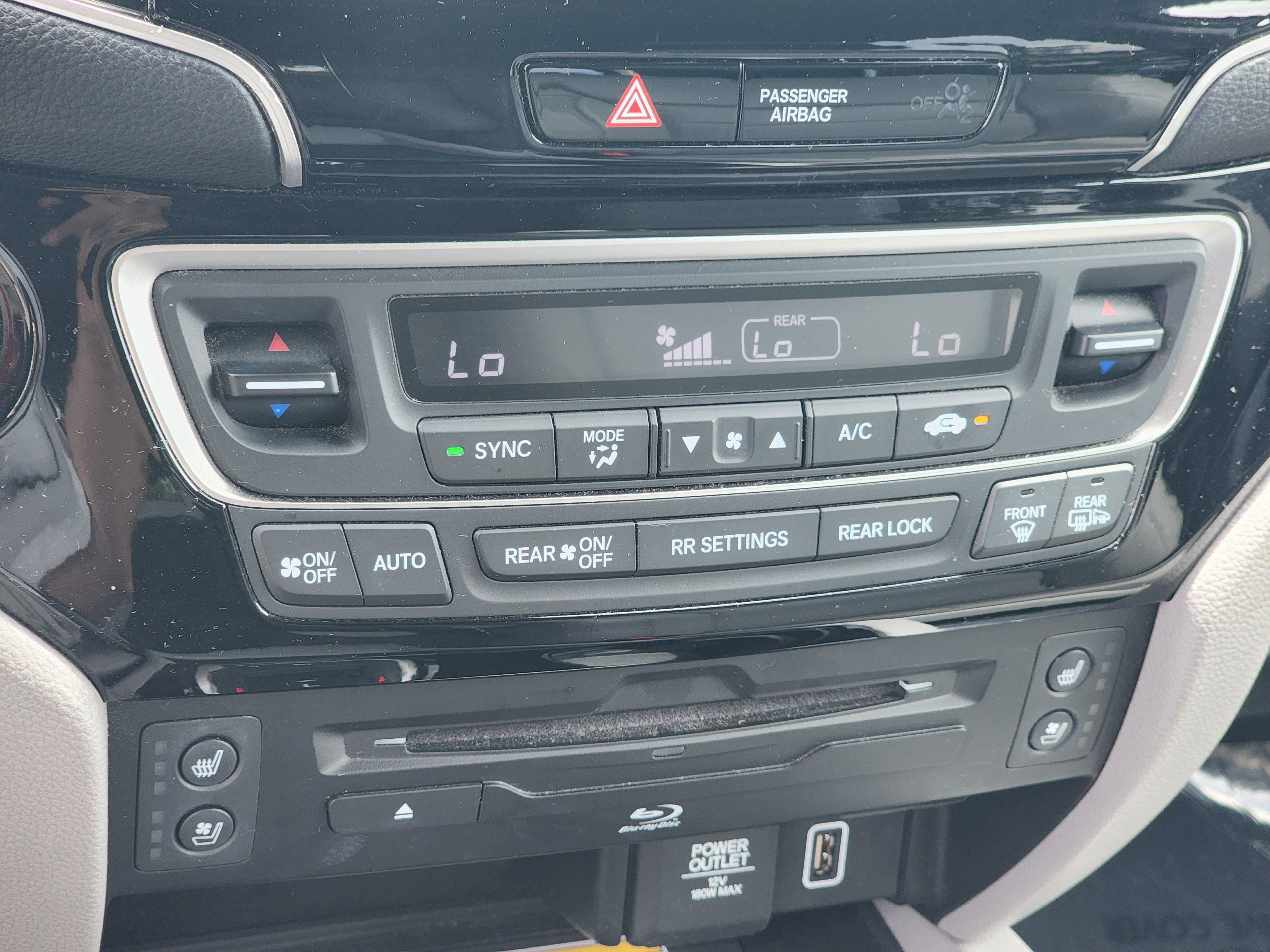 Used 2020 Honda Pilot Elite image 25