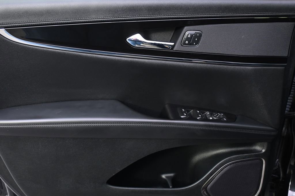 Certified 2022 Lincoln Nautilus Reserve w/ Monochromatic Package image 22