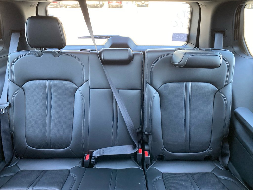 New 2025 Jeep Wagoneer 4WD w/ Convenience Group I image 14