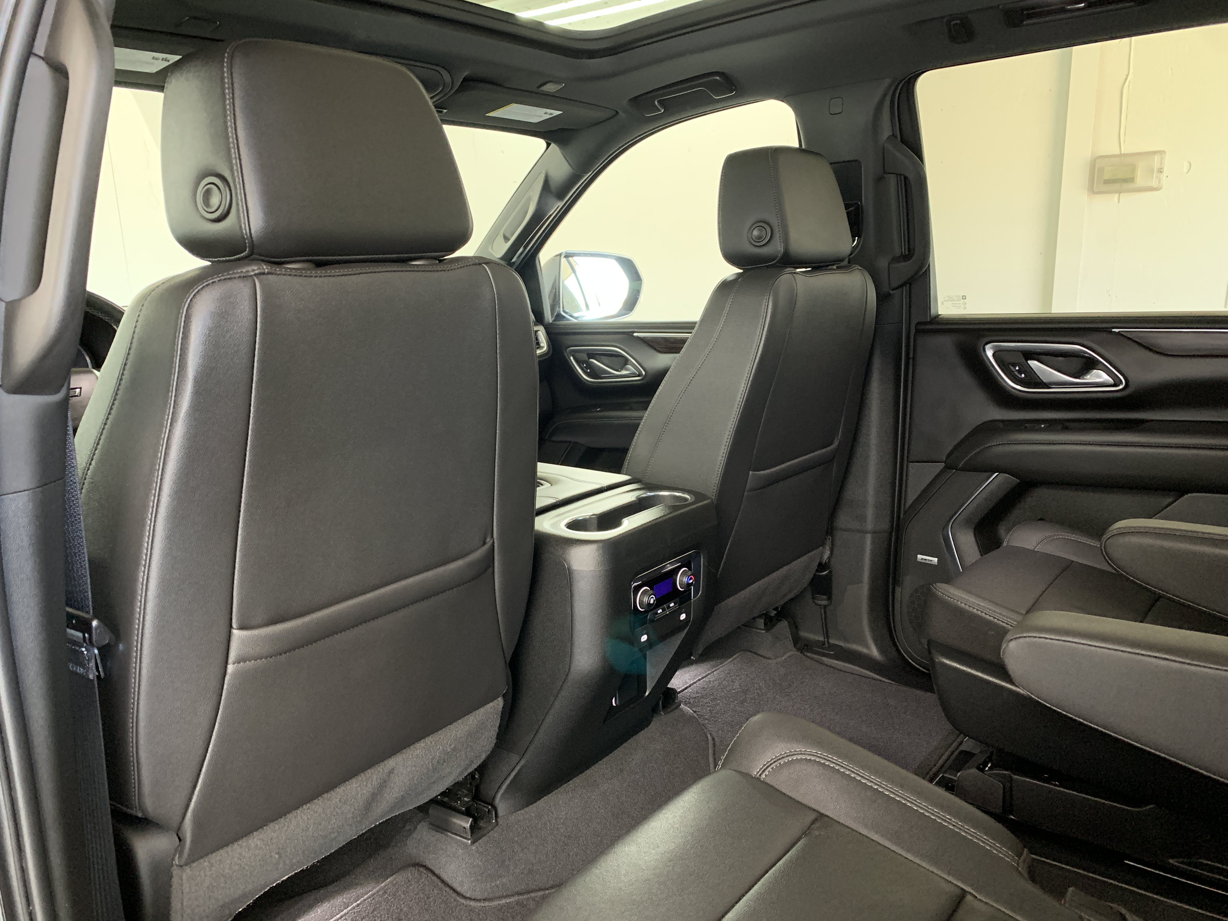 Used 2023 Chevrolet Tahoe Z71 AWD/4WD image 42