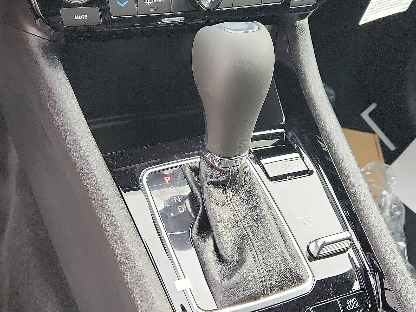 New 2026 Jeep Compass Limited image 10