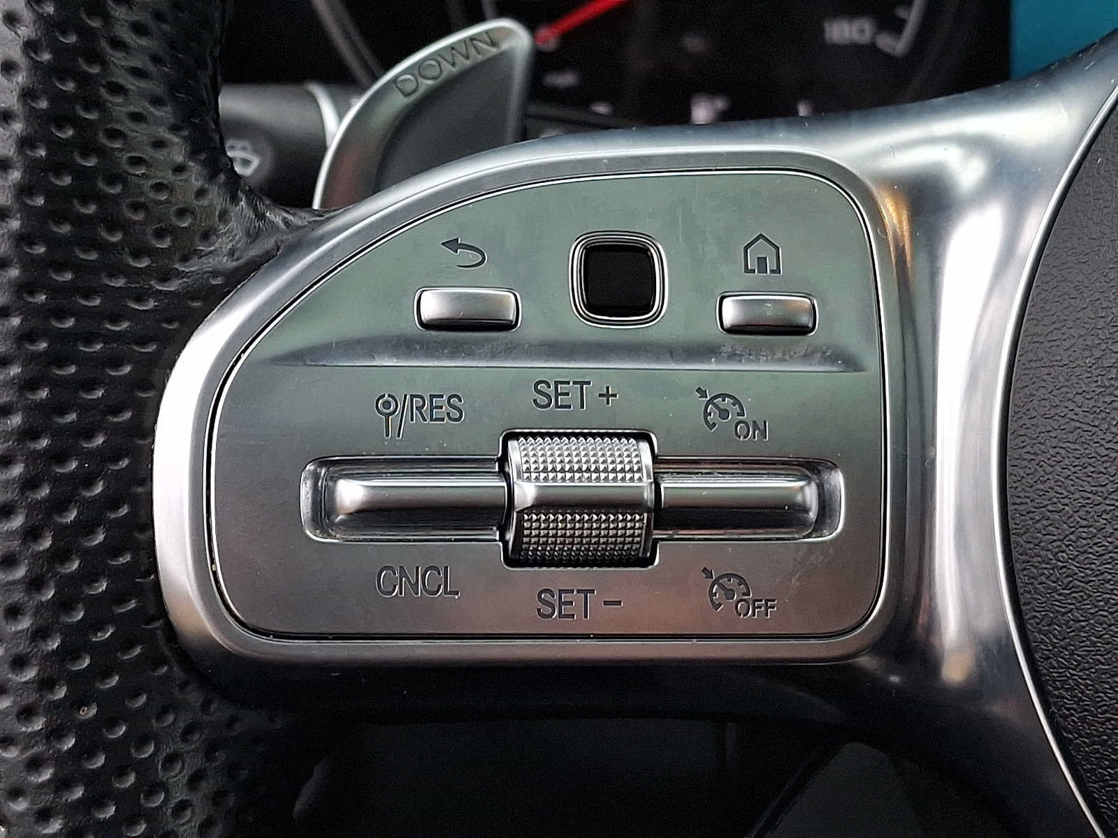 Certified 2021 Mercedes-Benz GLC 43 AMG 4MATIC image 17