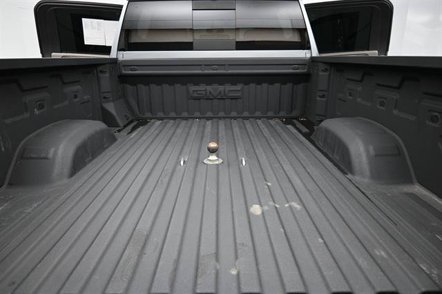 Used 2025 GMC Sierra 2500 SLT w/ Texas SLT Premium Package AWD/4WD image 15