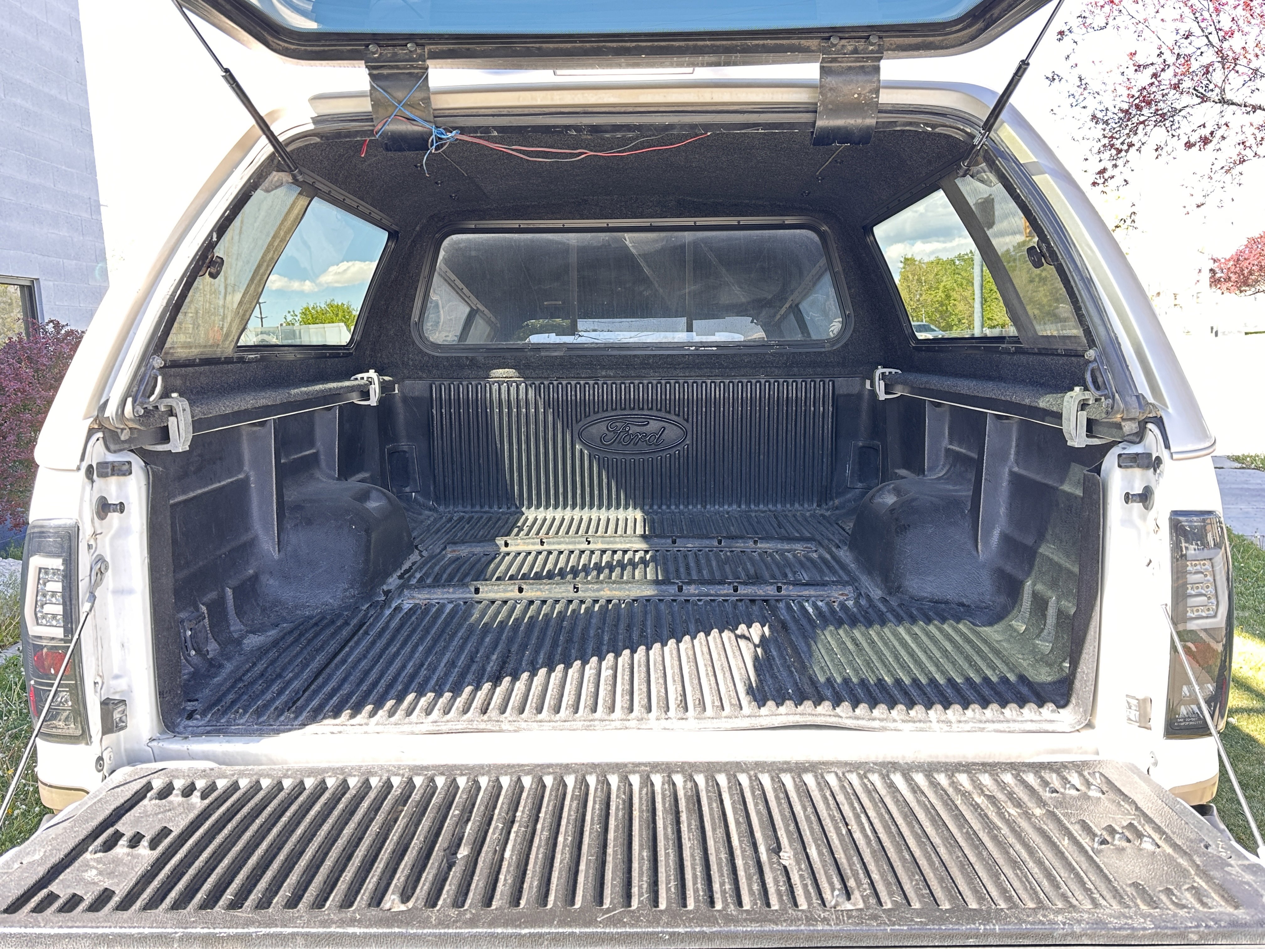 Used 2004 Ford F250 Lariat RWD image 28