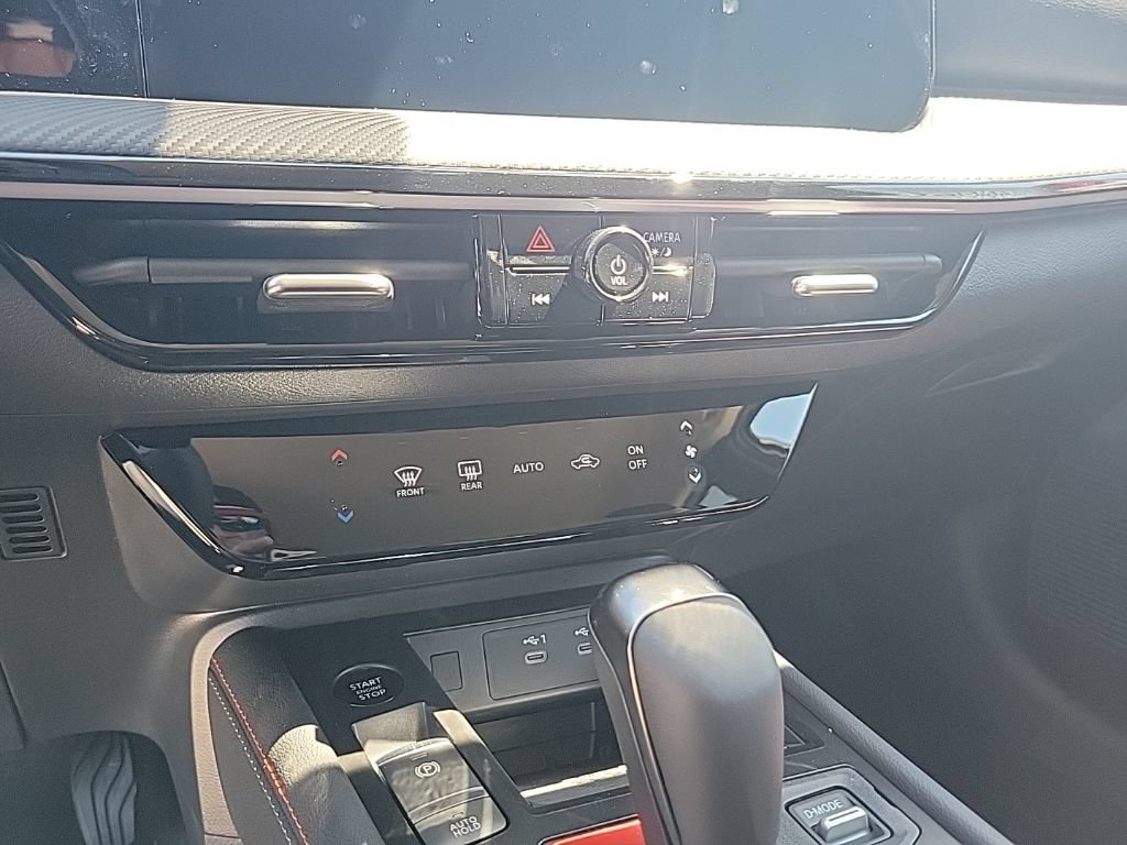 New 2025 Nissan Kicks SR FWD image 26