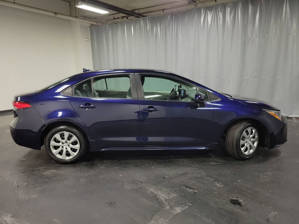 Used 2023 Toyota Corolla LE image 10