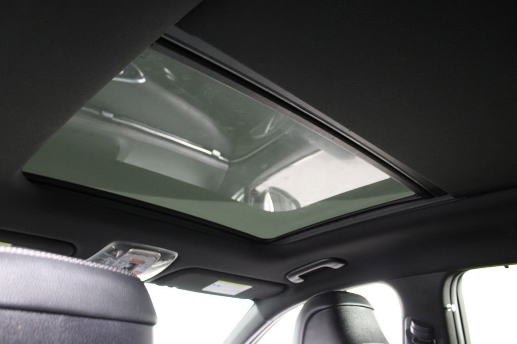 Used 2024 Genesis GV70 2.5T w/ Sport Prestige Package image 23