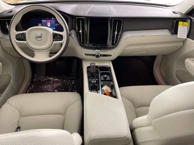 Certified 2024 Volvo XC60 T8 Plus w/ Protection Package Premier AWD/4WD image 36