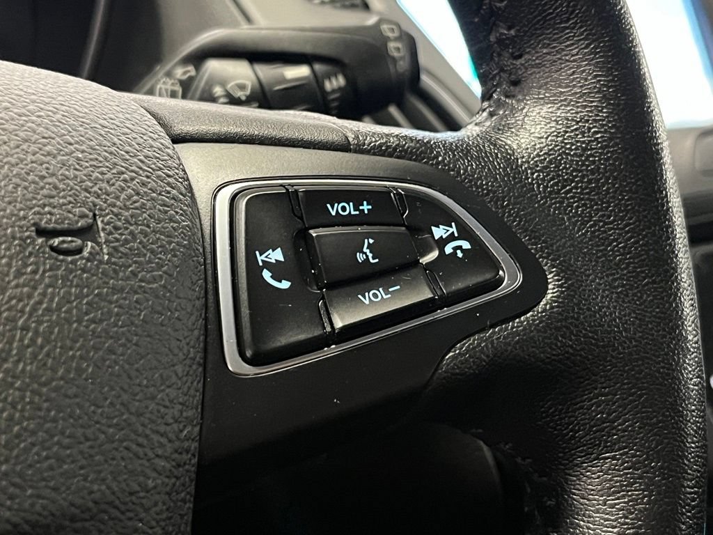 Used 2017 Ford Focus Titanium FWD image 26