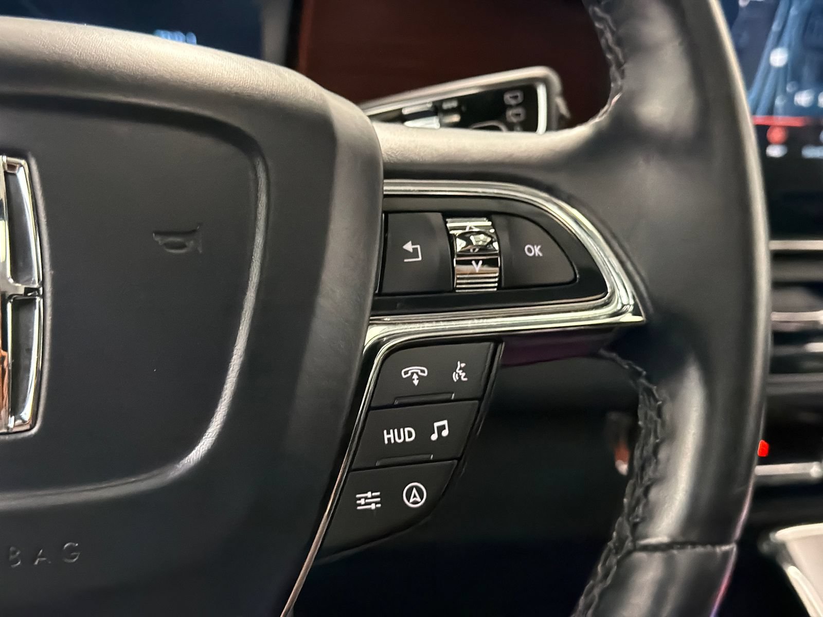 Certified 2023 Lincoln Navigator L Reserve AWD/4WD image 24