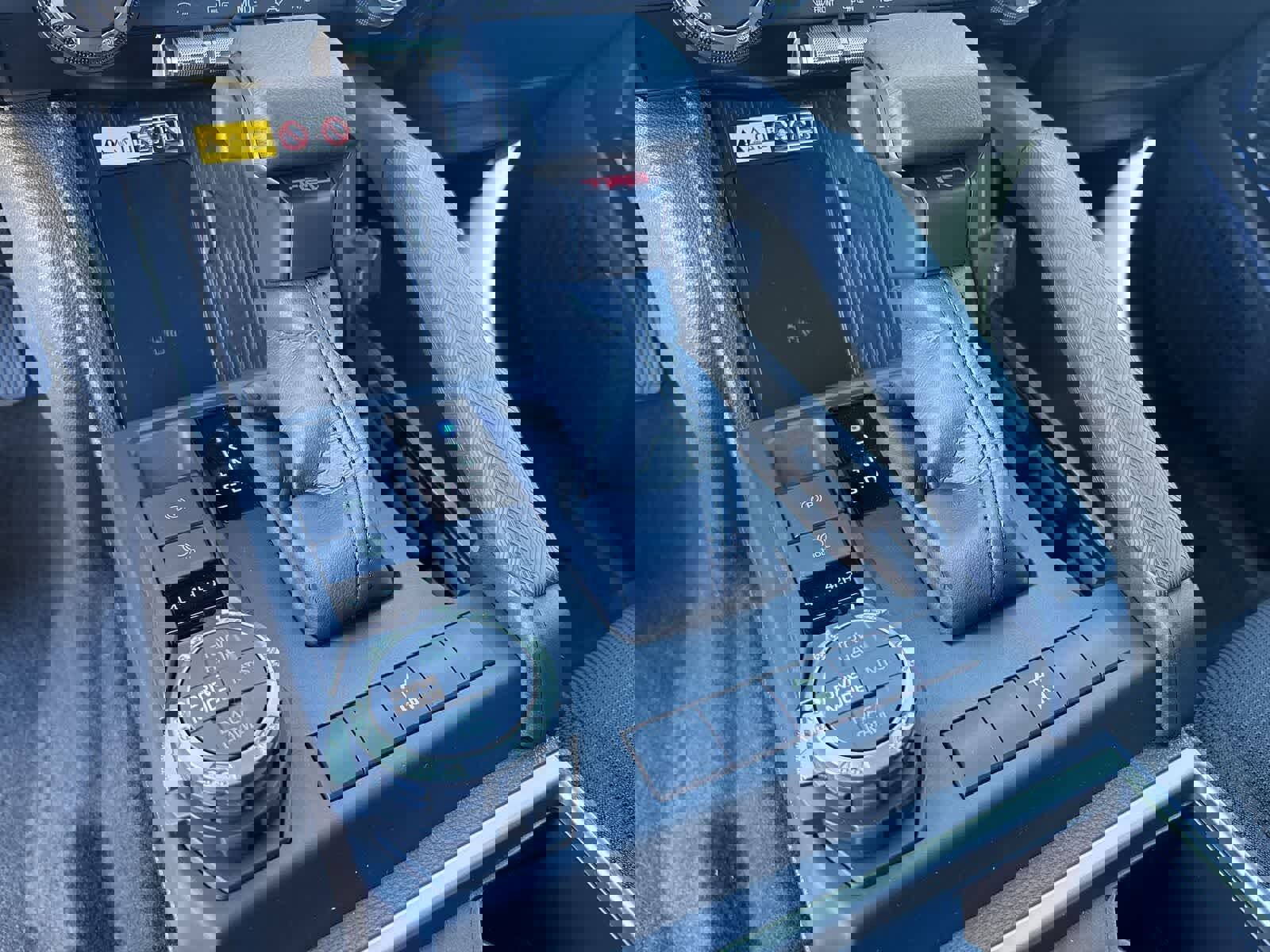 New 2025 Toyota 4Runner TRD Off-Road AWD/4WD image 25