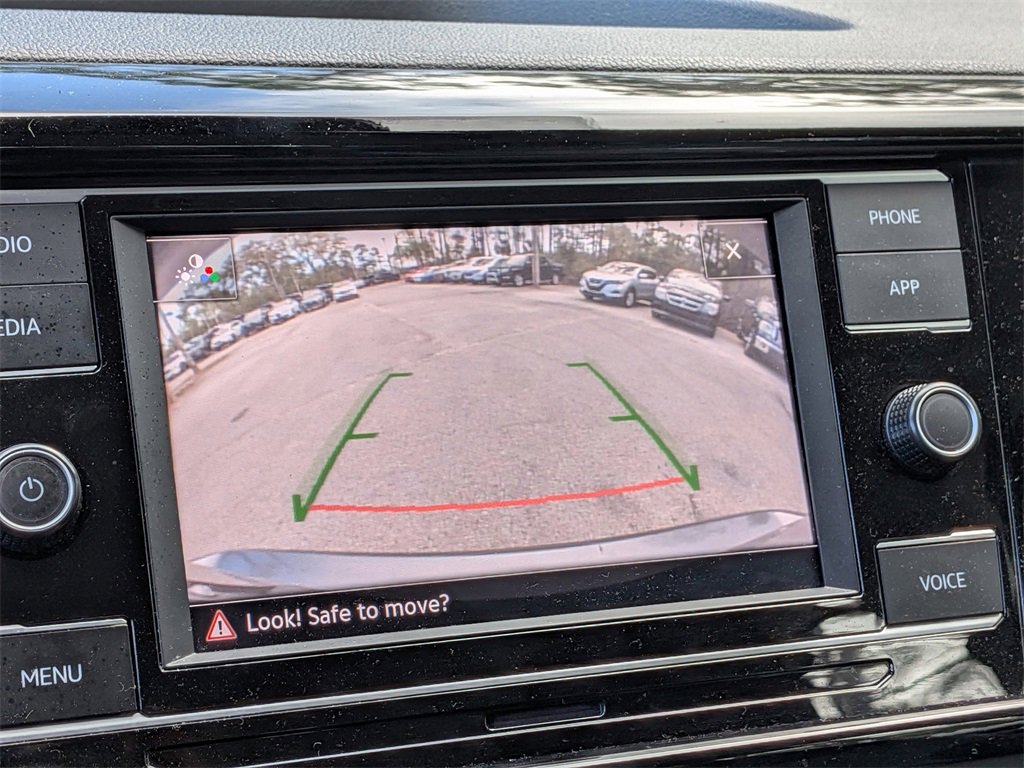 Used 2024 Volkswagen Taos S image 17