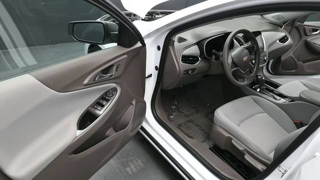 Used 2019 Chevrolet Malibu LS FWD image 21