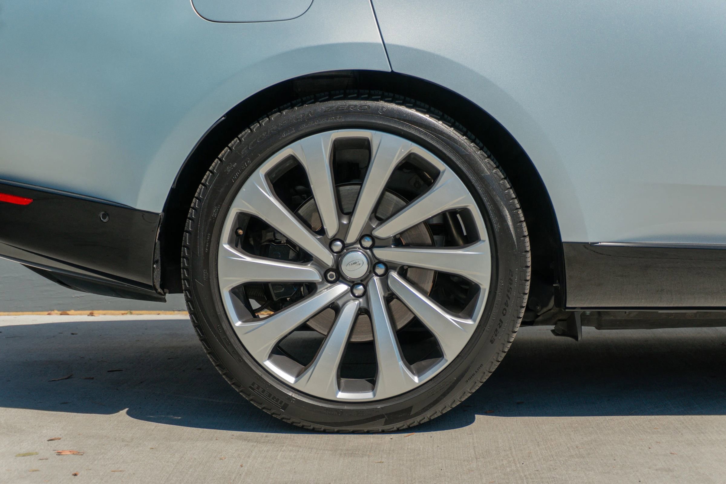 Used 2023 Land Rover Range Rover Autobiography image 38