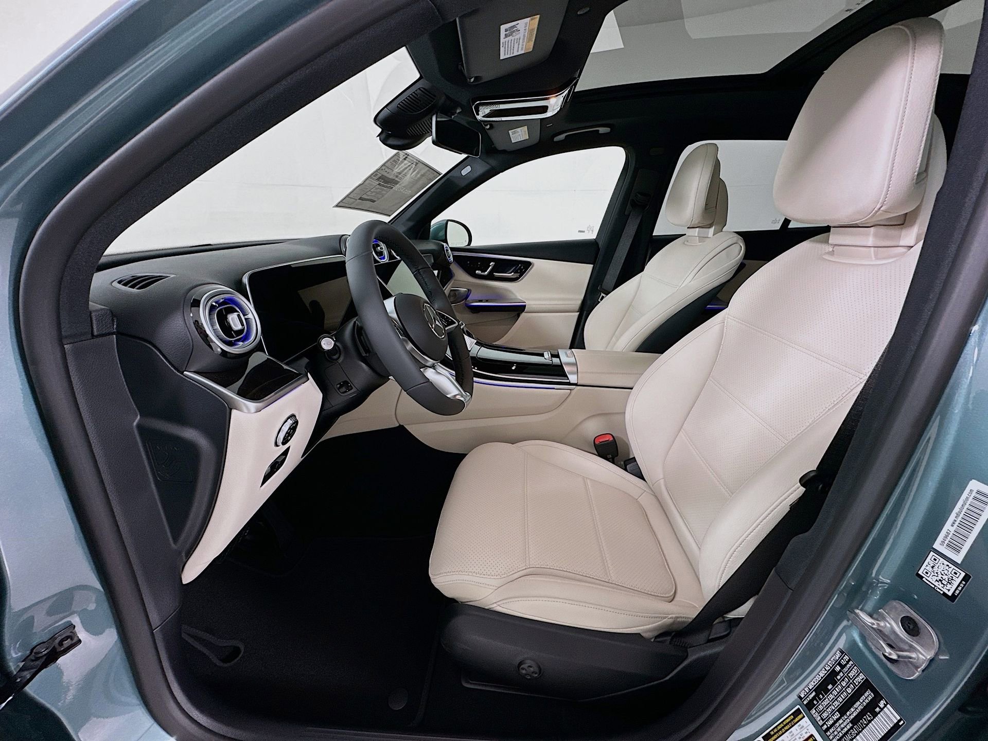 New 2026 Mercedes-Benz GLC 300 image 23