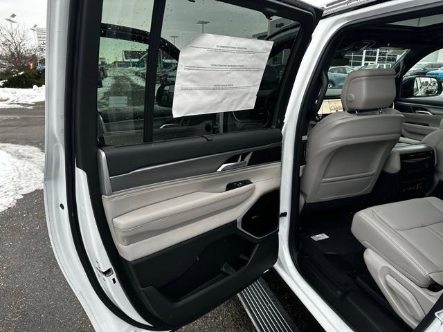 New 2025 Jeep Wagoneer L Series III w/ Quick Order Package 25C Super image 28