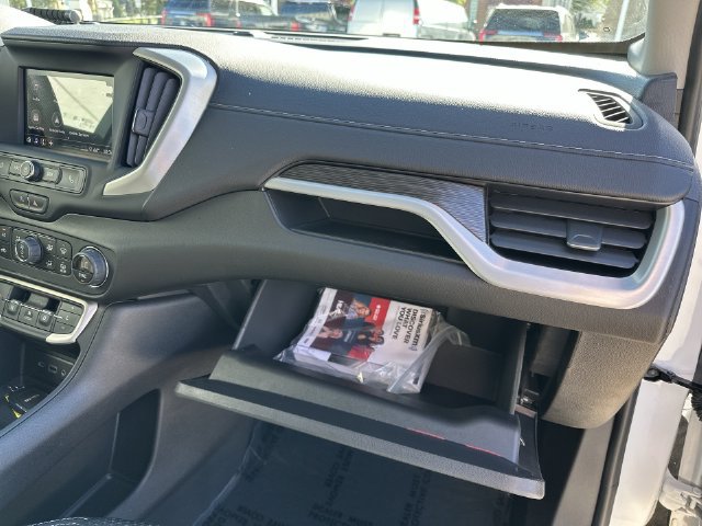 Certified 2024 GMC Terrain SLE w/ Driver Convenience Package FWD image 38