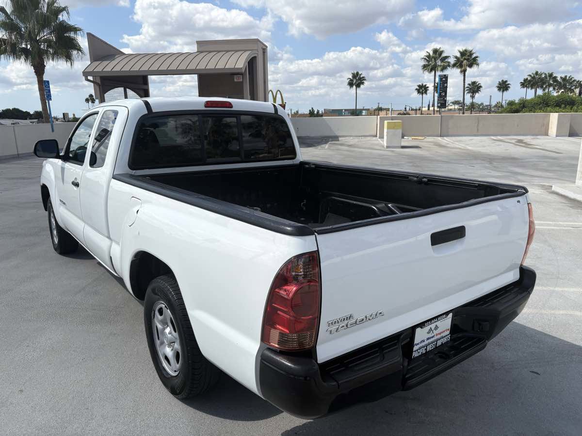 Used 2015 Toyota Tacoma 2WD Access Cab image 10