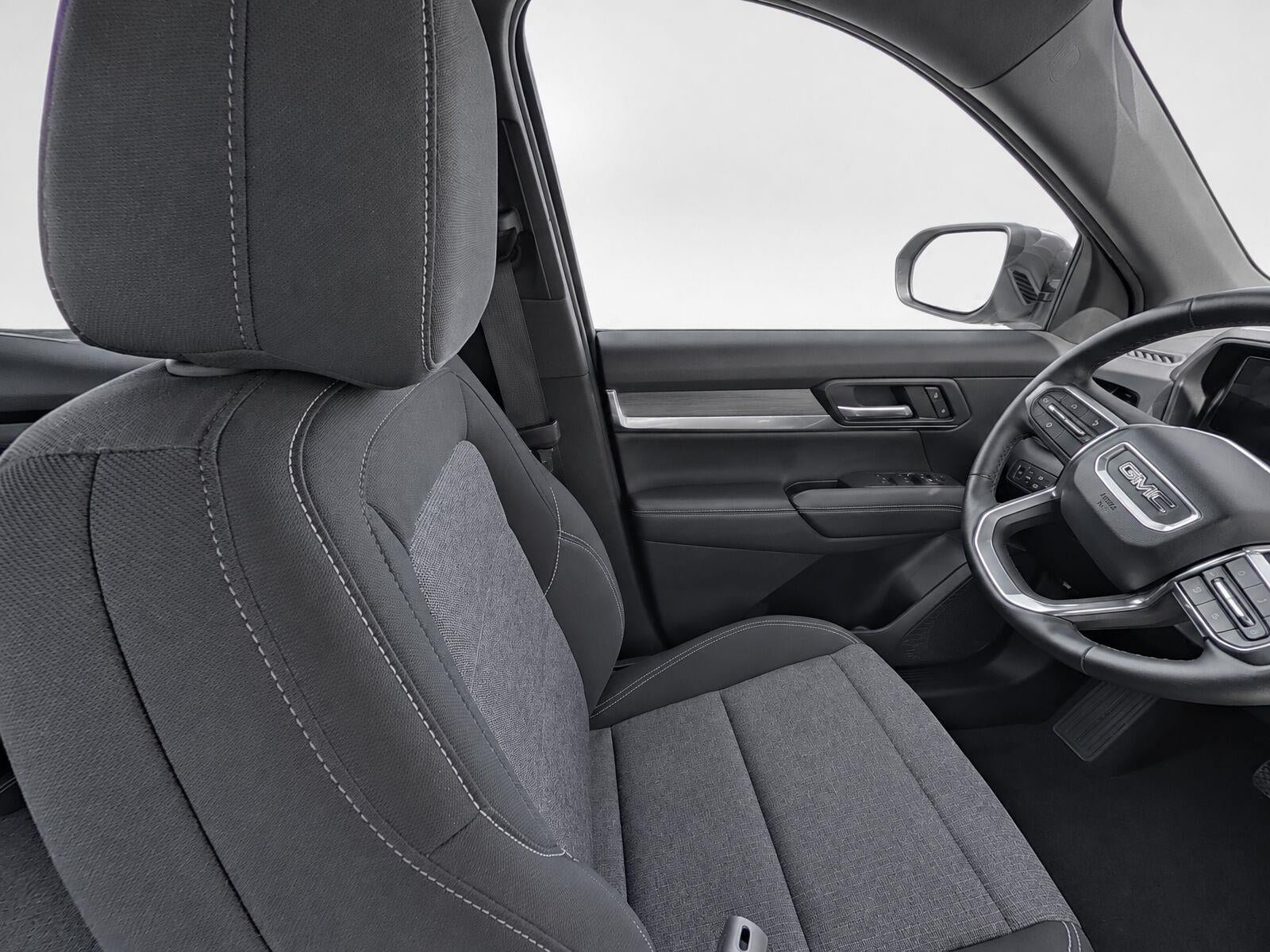 Used 2025 GMC Terrain Elevation AWD/4WD image 12