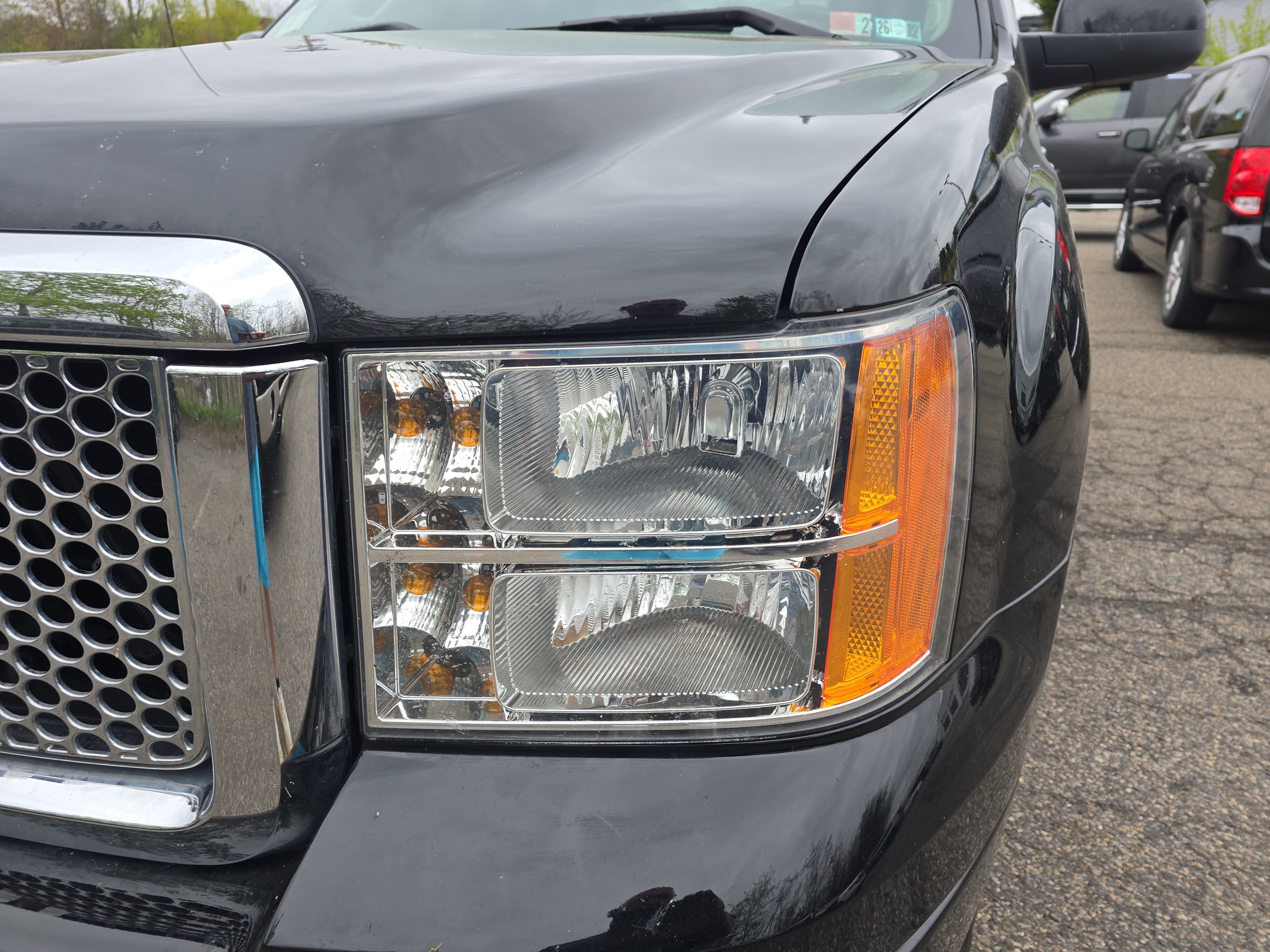 Used 2012 GMC Sierra 1500 Denali AWD/4WD image 10