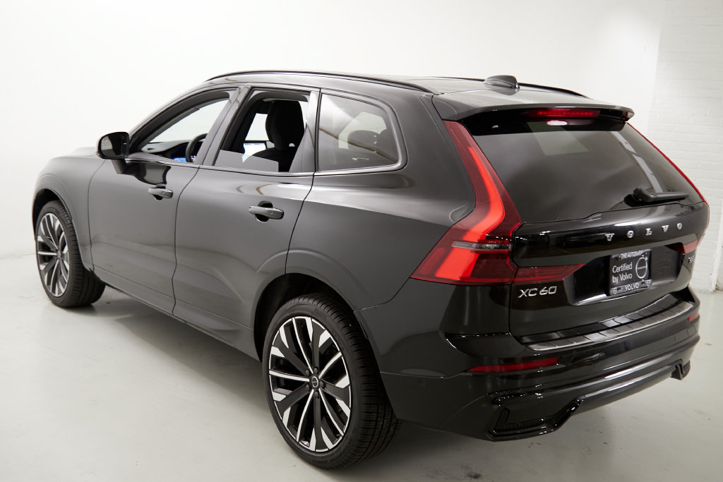 Used 2026 Volvo XC60 B5 Ultra AWD/4WD image 9