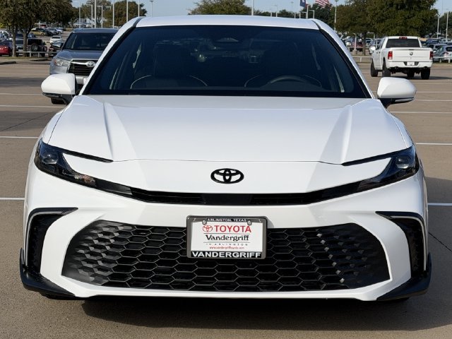New 2026 Toyota Camry SE w/ Convenience Package FWD image 8