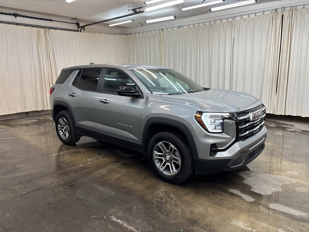 Used 2026 GMC Terrain Elevation AWD/4WD image 3