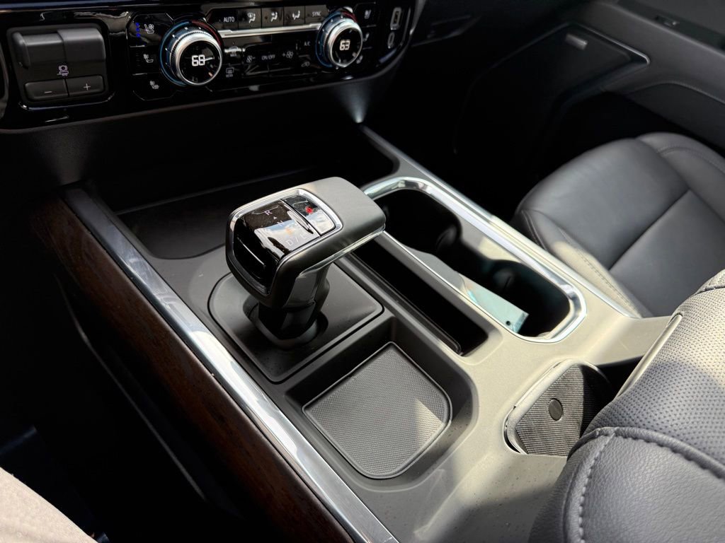 Used 2025 GMC Sierra 1500 SLT w/ SLT Premium Plus Package image 32